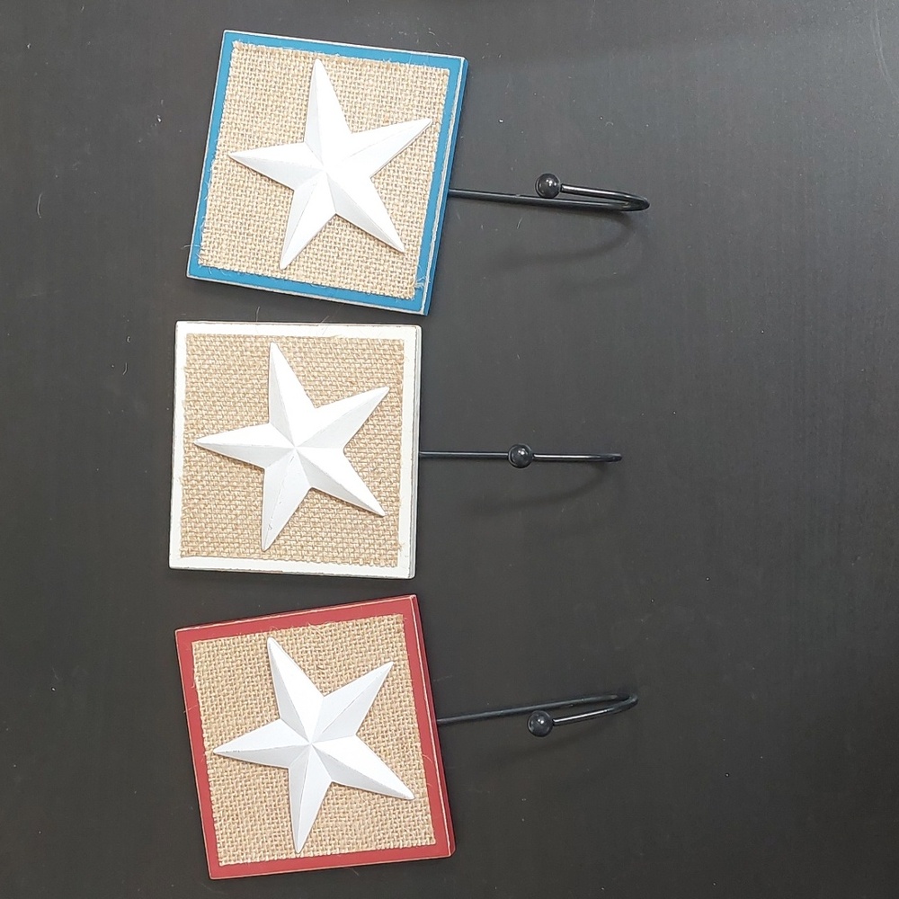 Americana star hooks